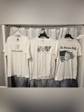 Gildan White Short Sleeve Tee Trio with Dog Graphics